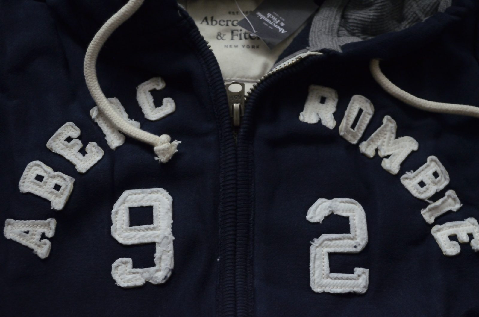 Hình Áo khoác nỉ Abercrombie & Fitch AF-K01