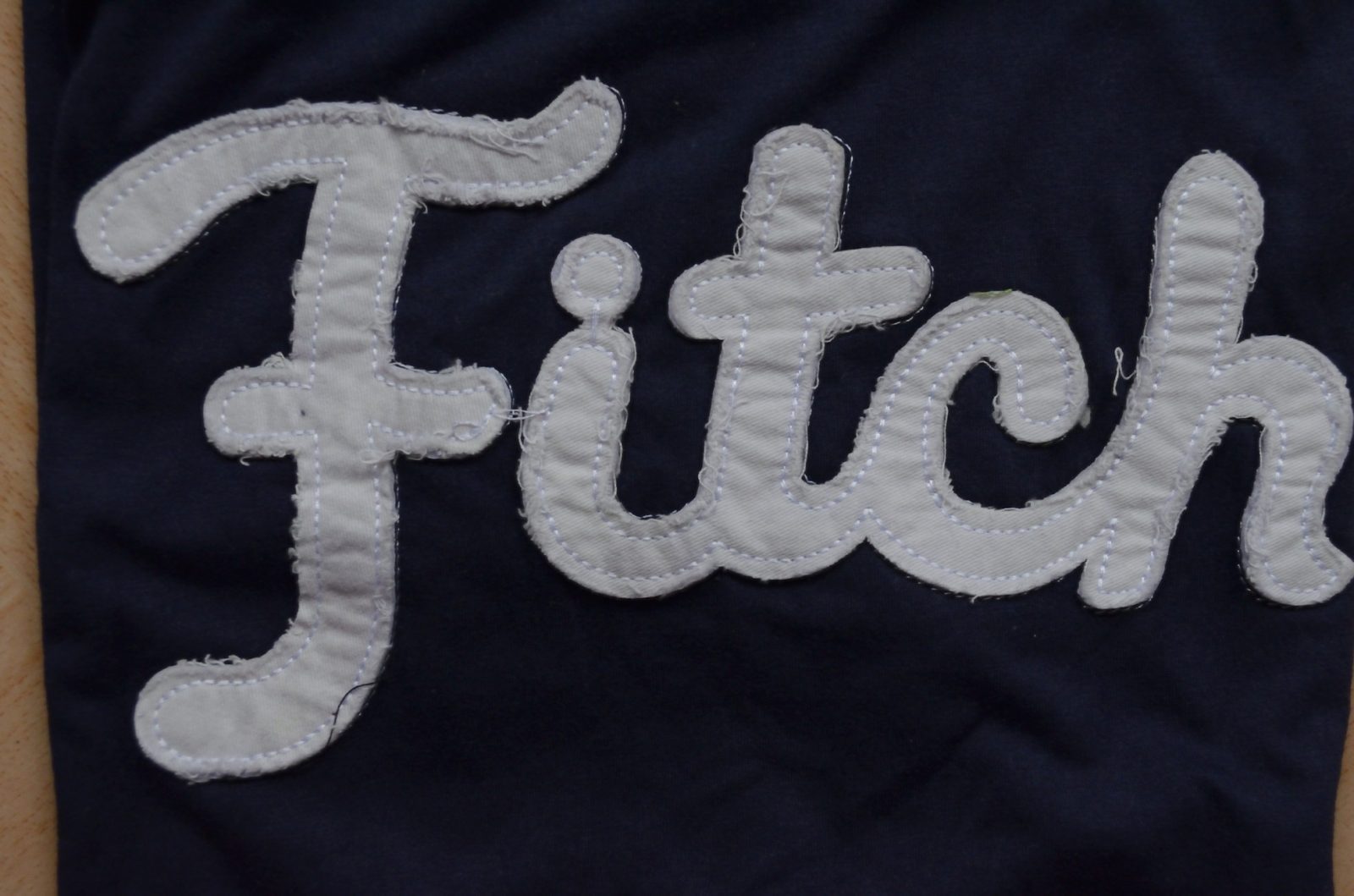 Hình Áo thun nam Abercrombie & Fitch Basic Tee AF-T34