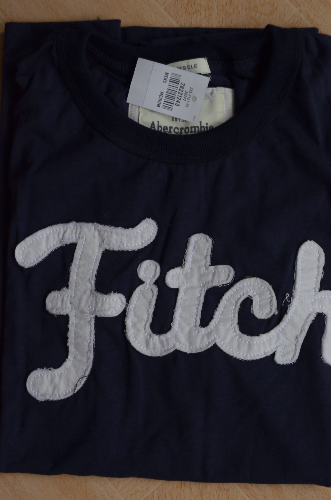 Hình Áo thun nam Abercrombie & Fitch Basic Tee AF-T34