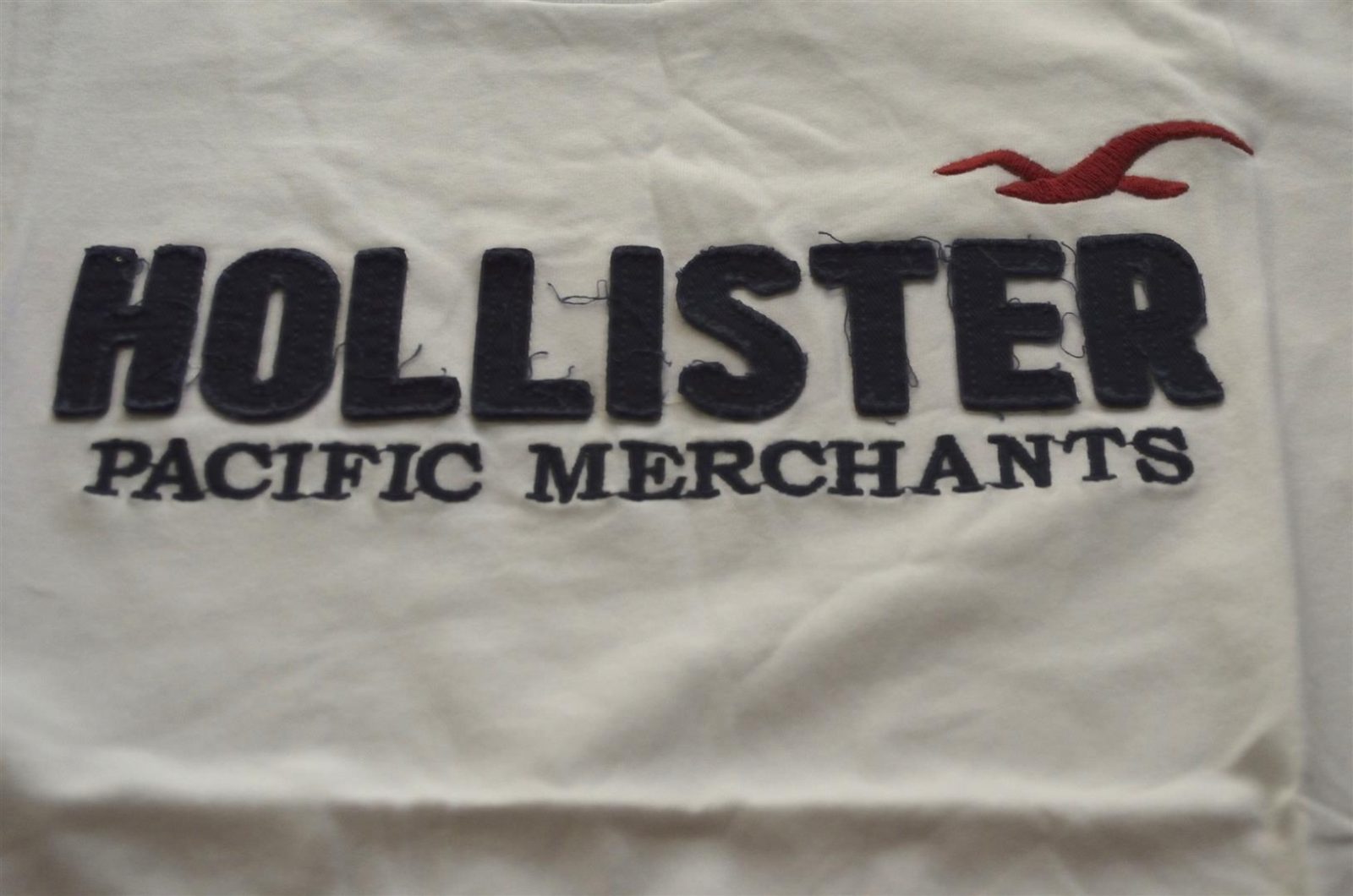 Hình Áo T-shirt nữ Hollister Classic Tee HCO-NT28