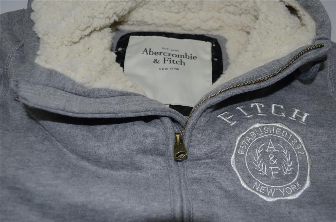 Hình Áo khoác nữ lông cừu Abercrombie Embroidered Logo Graphic Hoodie AF-NK07