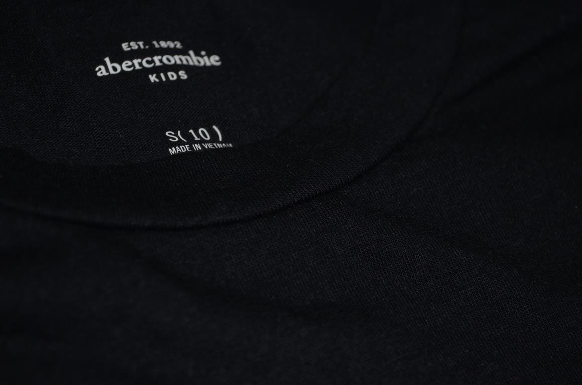 Hình Áo thun Abercrombie & Fitch cho bé trai Iconic Crew Tee AK-T38