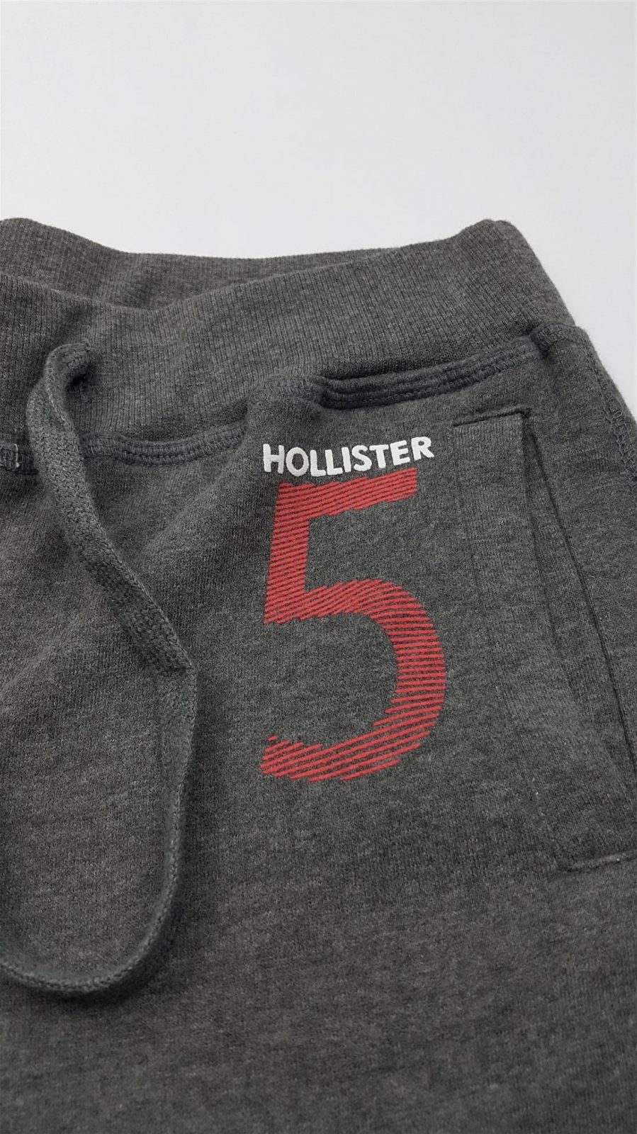 Hình Quần short thun nam Hollister HCO-S06 Applique Logo