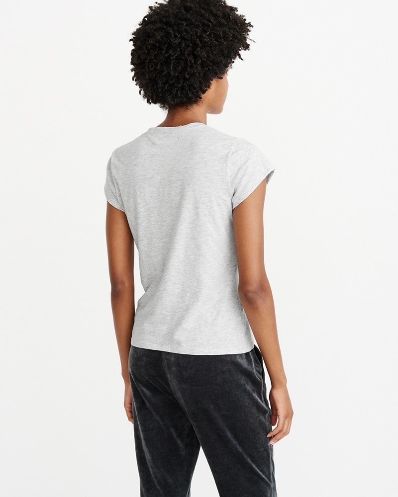 Hình Áo thun nữ Abercrombie & Fitch AF-US-NT02 Short-Sleeve Logo Tee