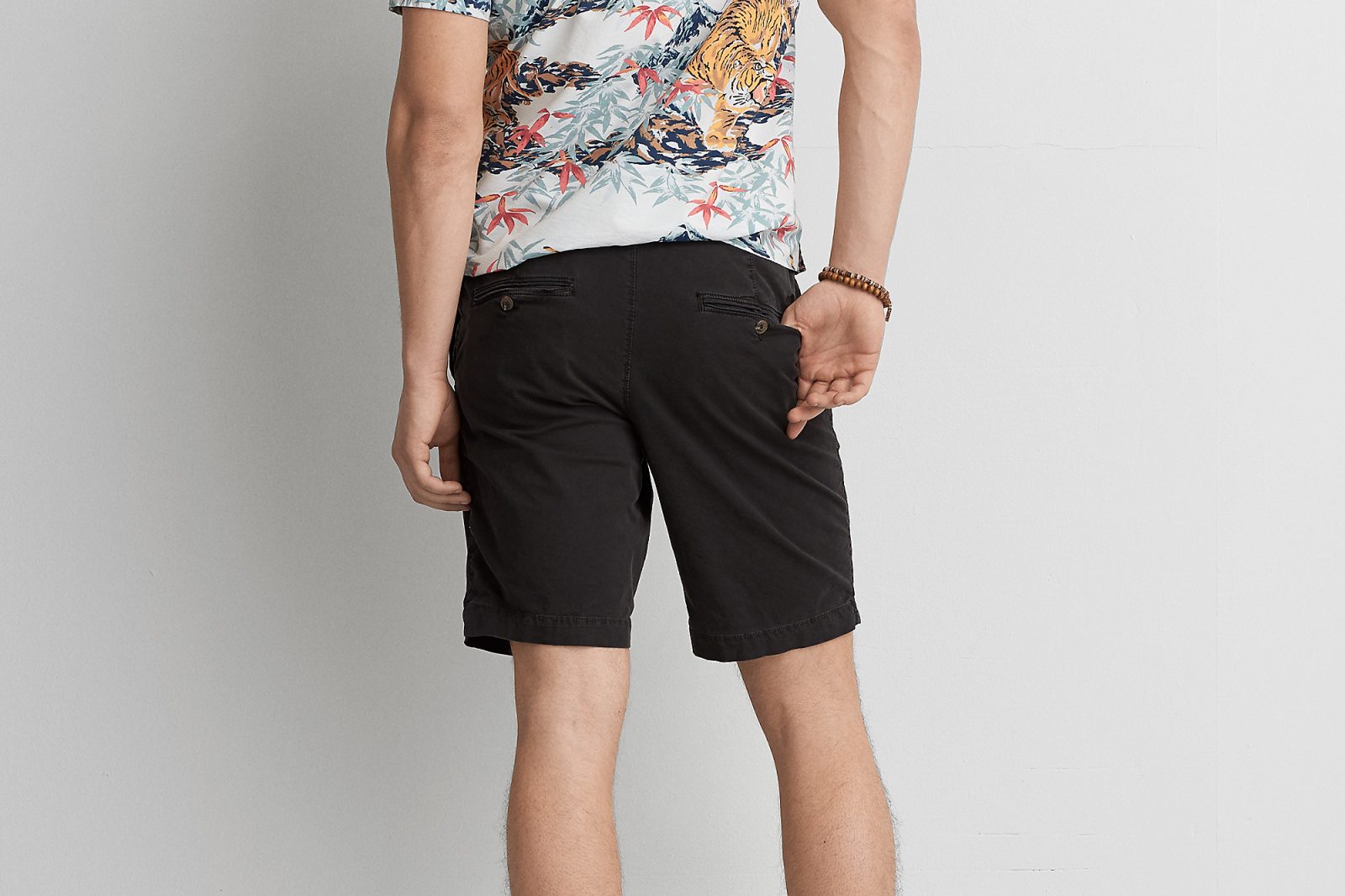 Hình Quần shorts khaki nam American Eagle AE-S01 Classic