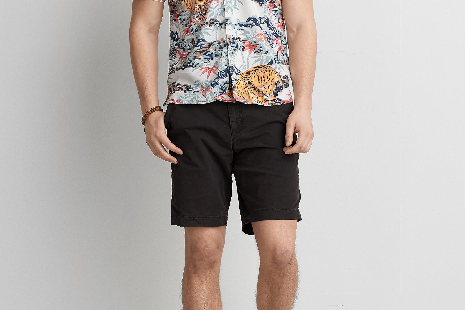 Hình Quần shorts khaki nam American Eagle AE-S01 Classic