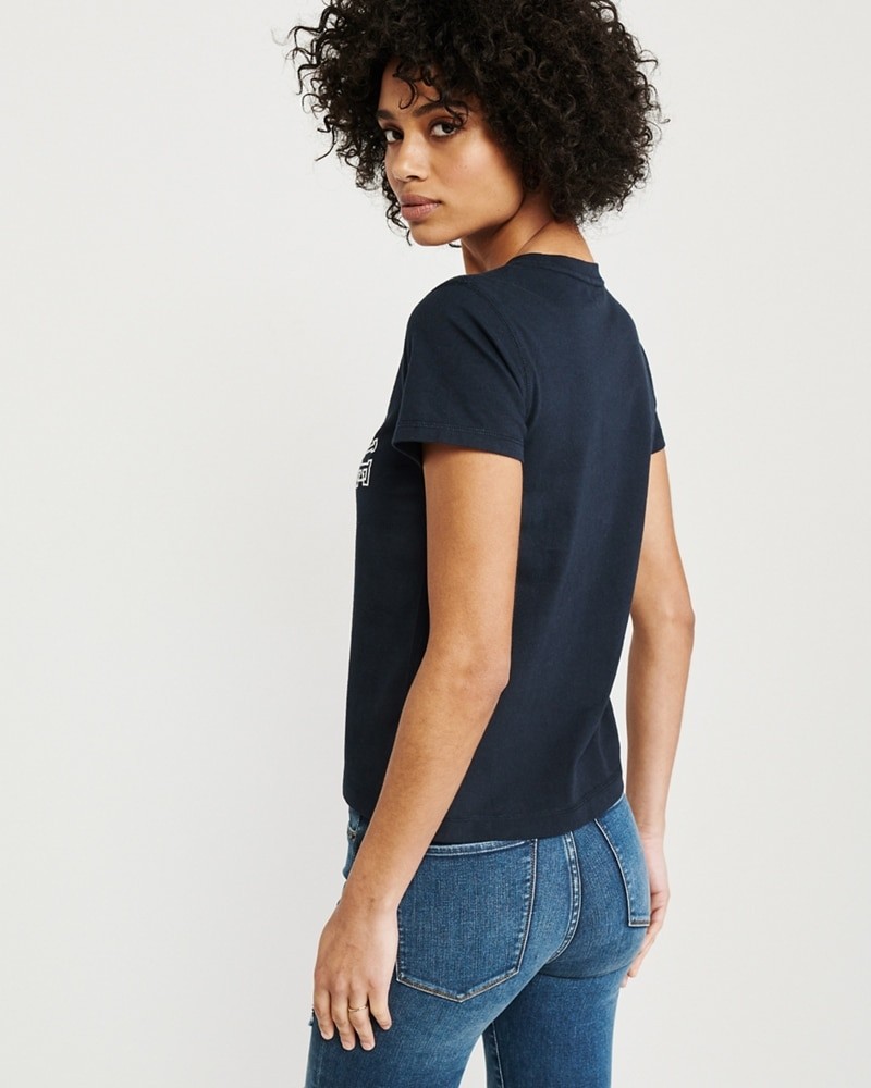 Hình Áo thun nữ Abercrombie & Fitch AF-US-NT11 Embroidered Logo Tee