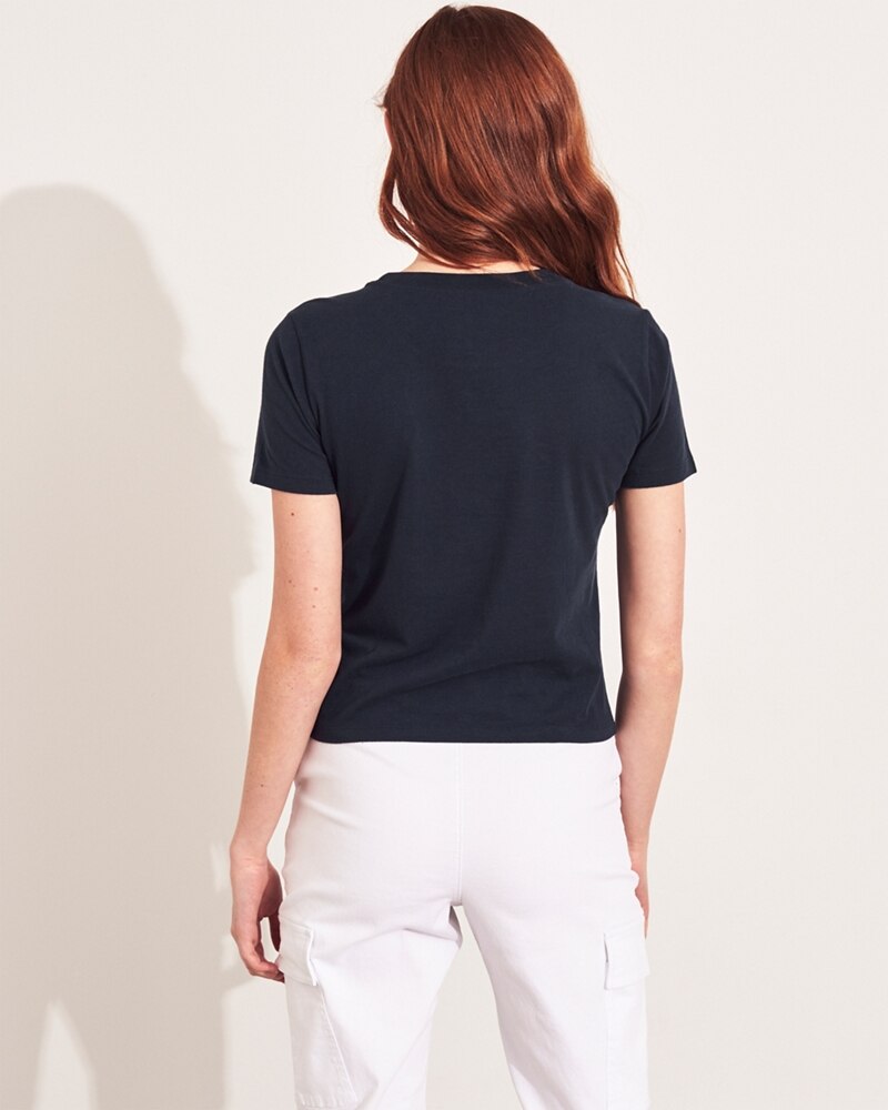 Hình Áo thun nữ Hollister HCO-US-NT11 Embroidered Rose Graphic Tee