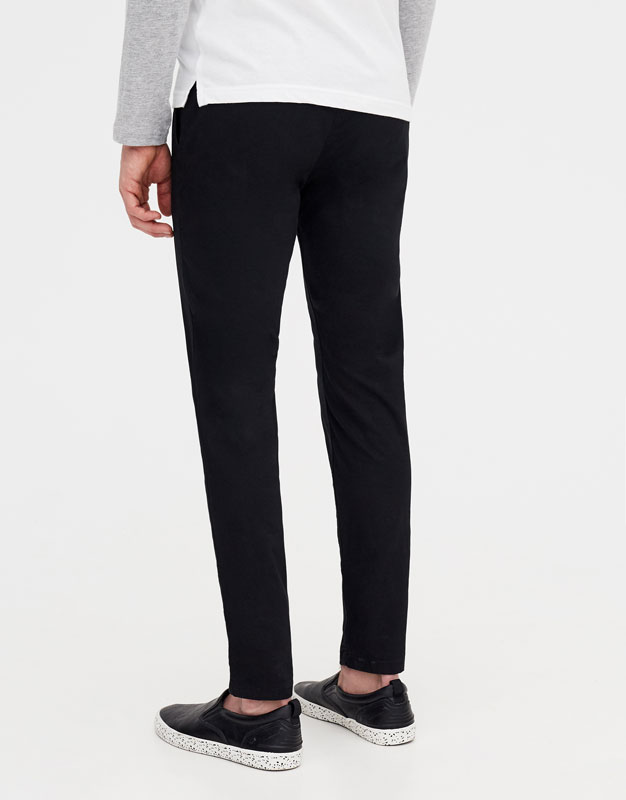 Hình Quần khaki nam Chinos Pull&Bear PAB-Q02 Skinny chino trousers Black