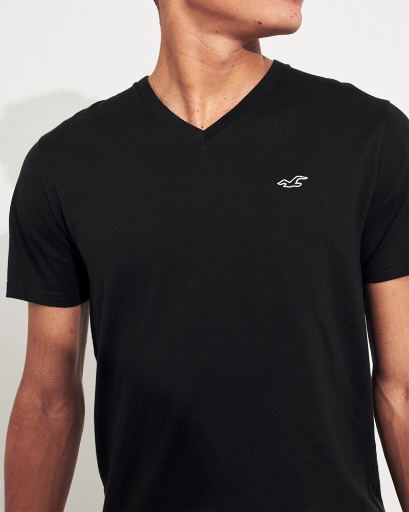 Hình Áo thun nam Hollister HCO-T161 Must-Have V-Neck T-Shirt Black