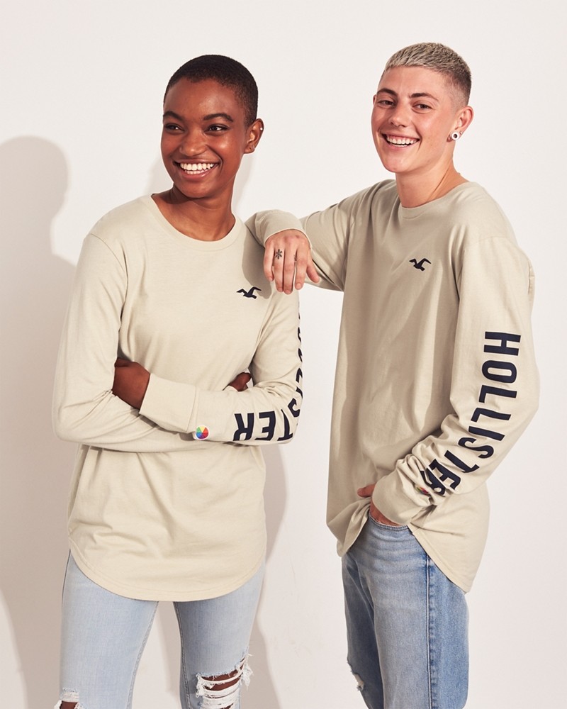 Hình Áo thun nam tay dài Hollister HCO-HL40 Logo Graphic Tee Cream