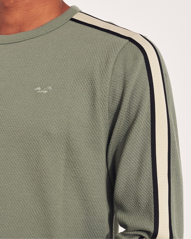 Hình Áo thun nam tay dài Hollister HCO-HL49 Stripe Jacquard Crewneck T-Shirt