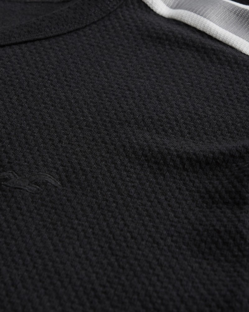 Hình Áo thun nam tay dài Hollister HCO-HL51 Stripe Jacquard Crewneck T-Shirt