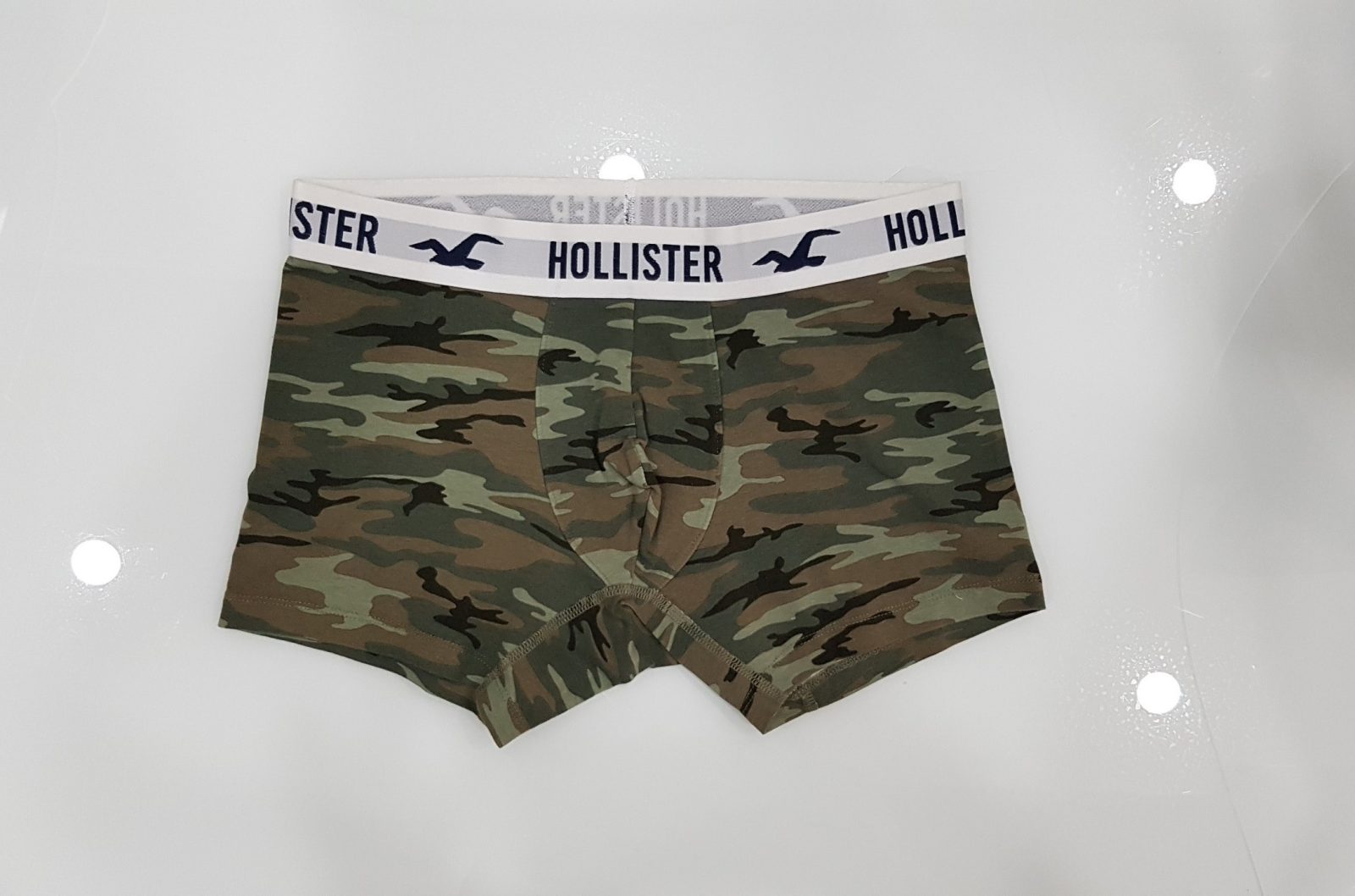Hình Quần lót nam Hollister HCO-UD04 Classic Trunk Camo Green