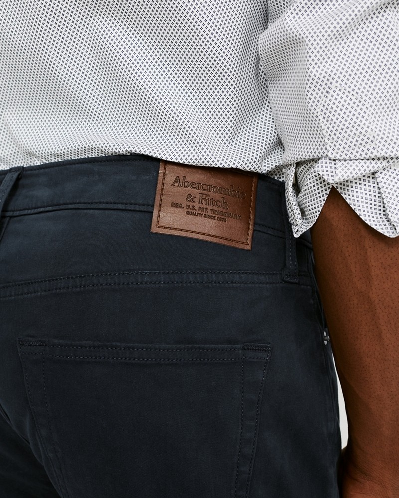 Hình Quần khaki nam AF-US-Q19  A&F Signature Stretch Twill  Skinny Sateen Pants