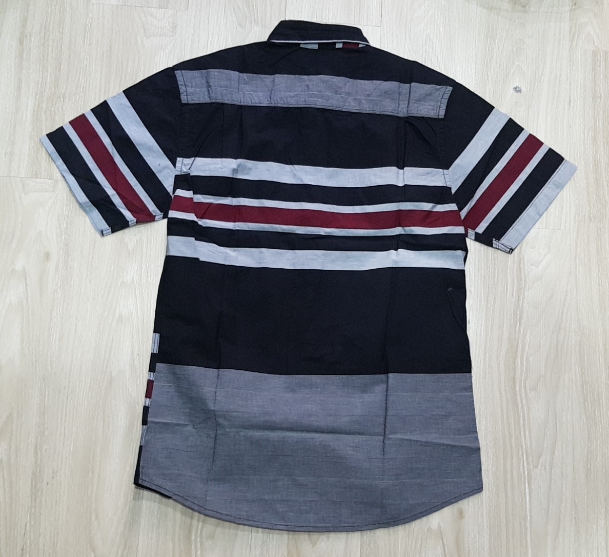 Áo thun - Nam Triều Tiên