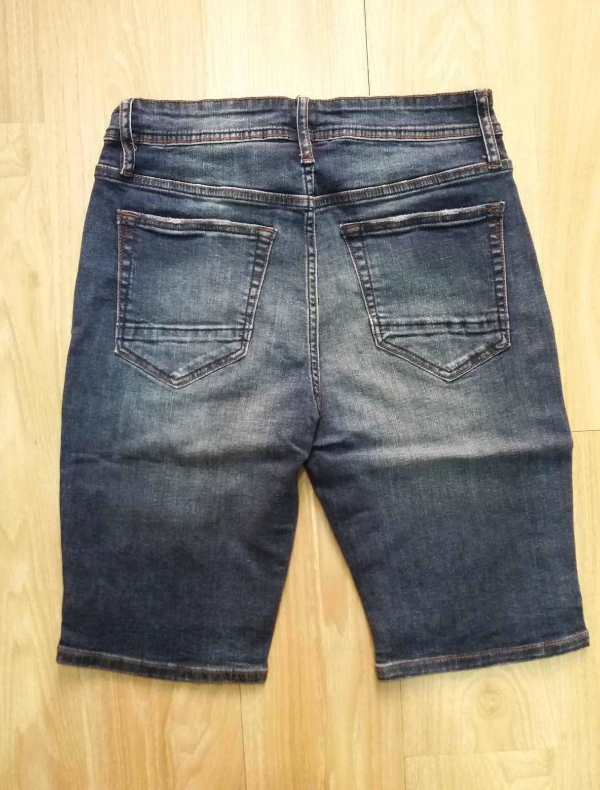 Hình Quần shorts jeans nam GAP-S03 Ripped medium washed