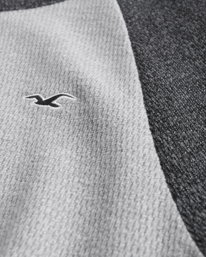 Hình Áo thun nam tay dài Hollister HCO-HL98 Waffle Curved Hem T-Shirt