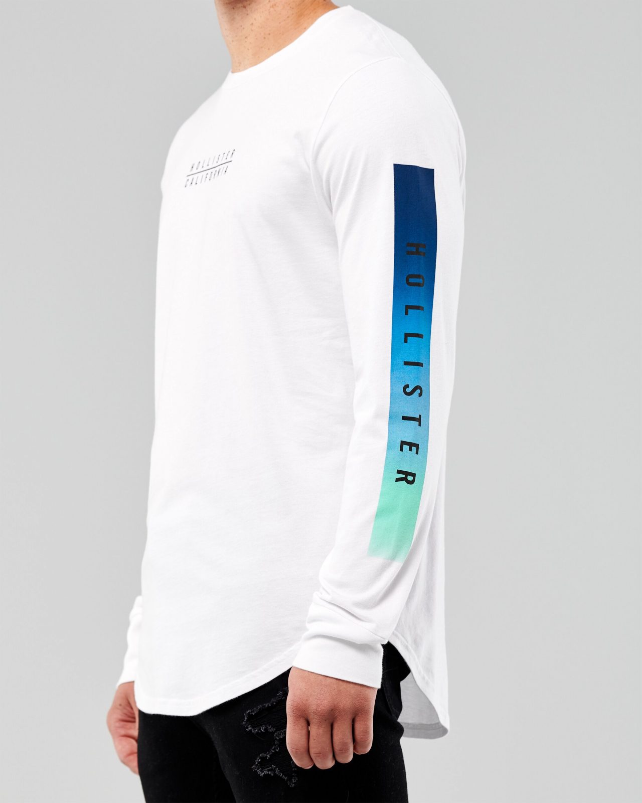 Hình Áo thun nam tay dài Hollister HCO-HL103 Print Logo Graphic Tee