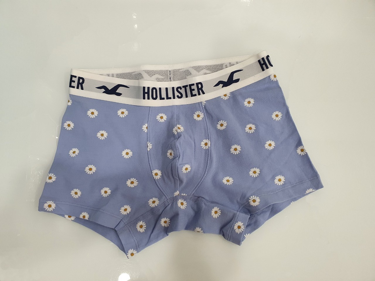 Quần lót nam Hollister HCO-UD34 Classic Trunk Print Flower Light Purple image