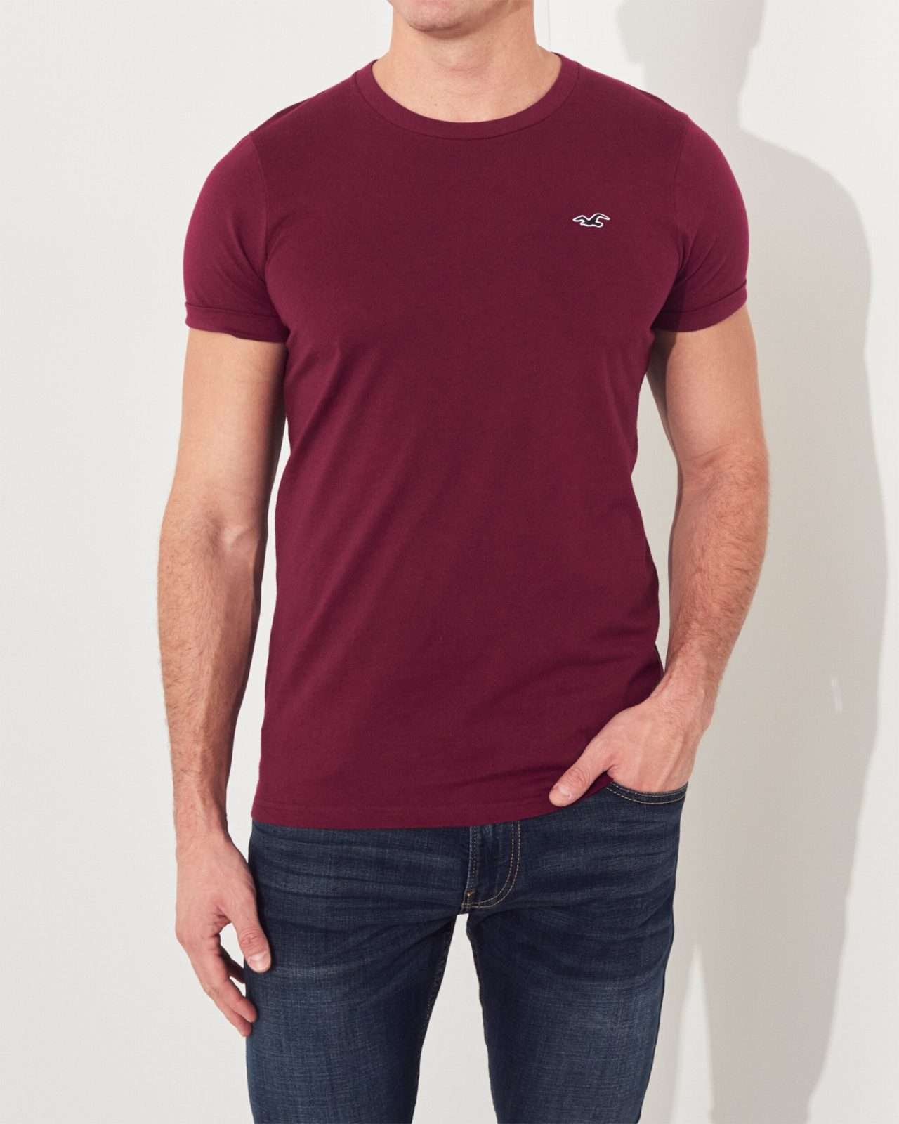Áo thun nam Hollister HCO-T183 Must-Have Crewneck Tee Đỏ tím - Ảnh 3